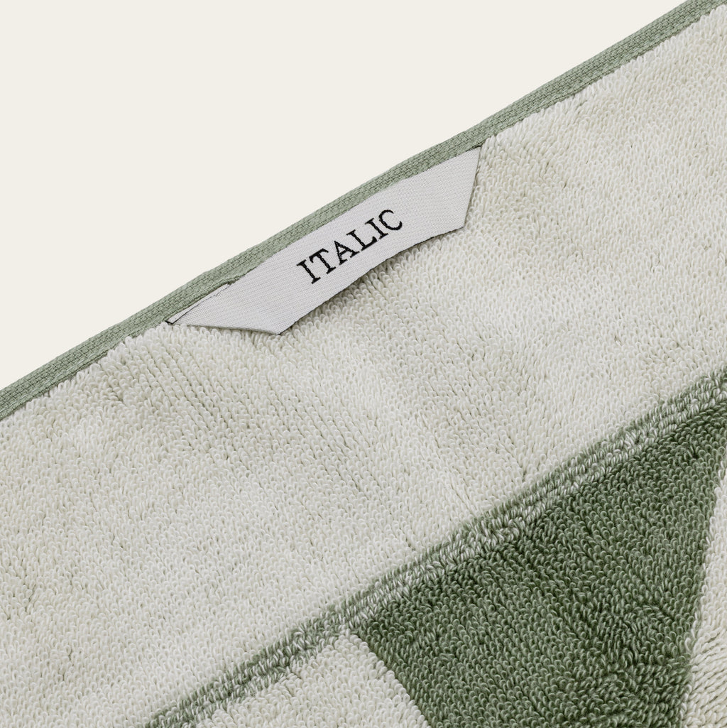 Umbra Towels Italic