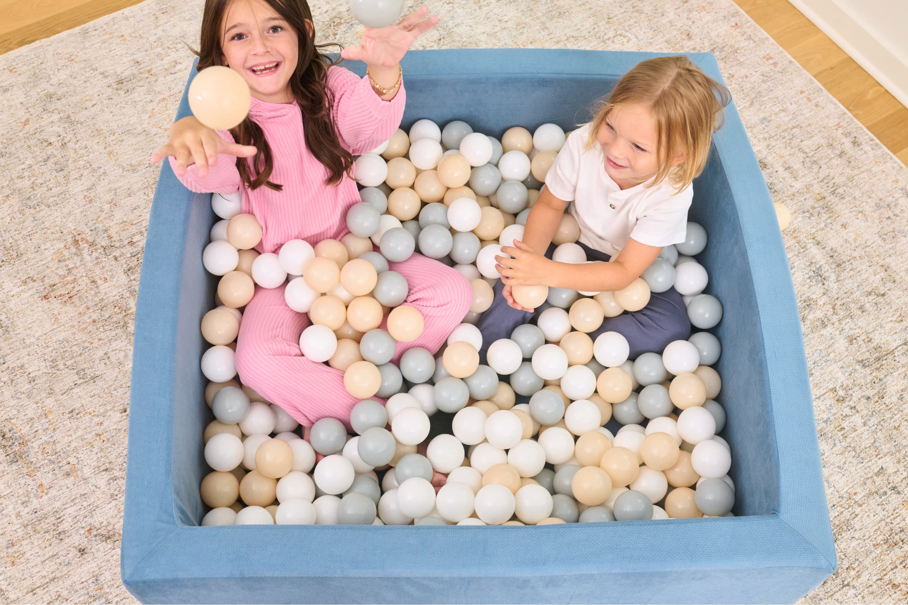 TumbleHouse Ball Pit Moon Pod