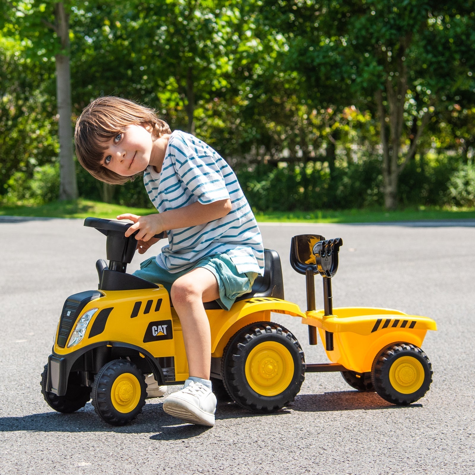 Caterpillar Tractor-Licensed w/ Detachable Trailer GBruno Store
