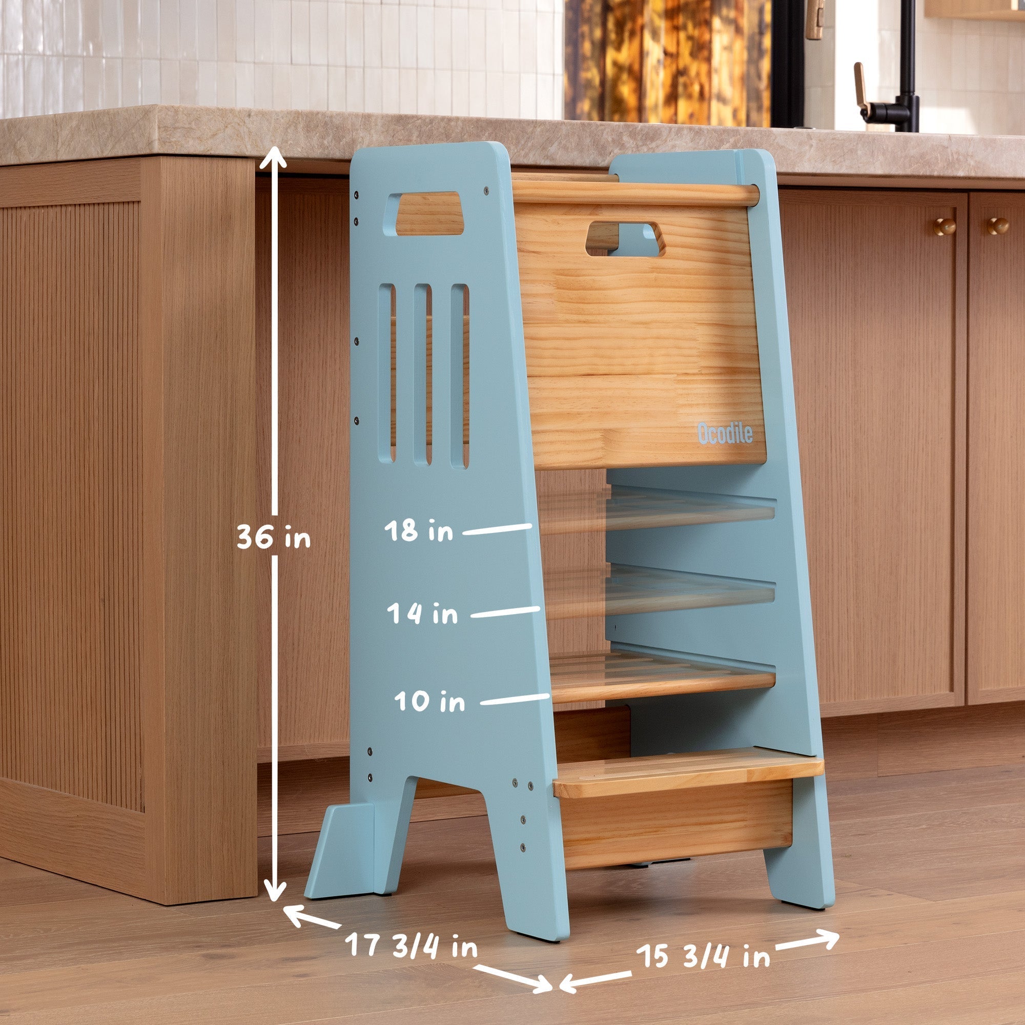 Standing Tower with Door Ocodile.com