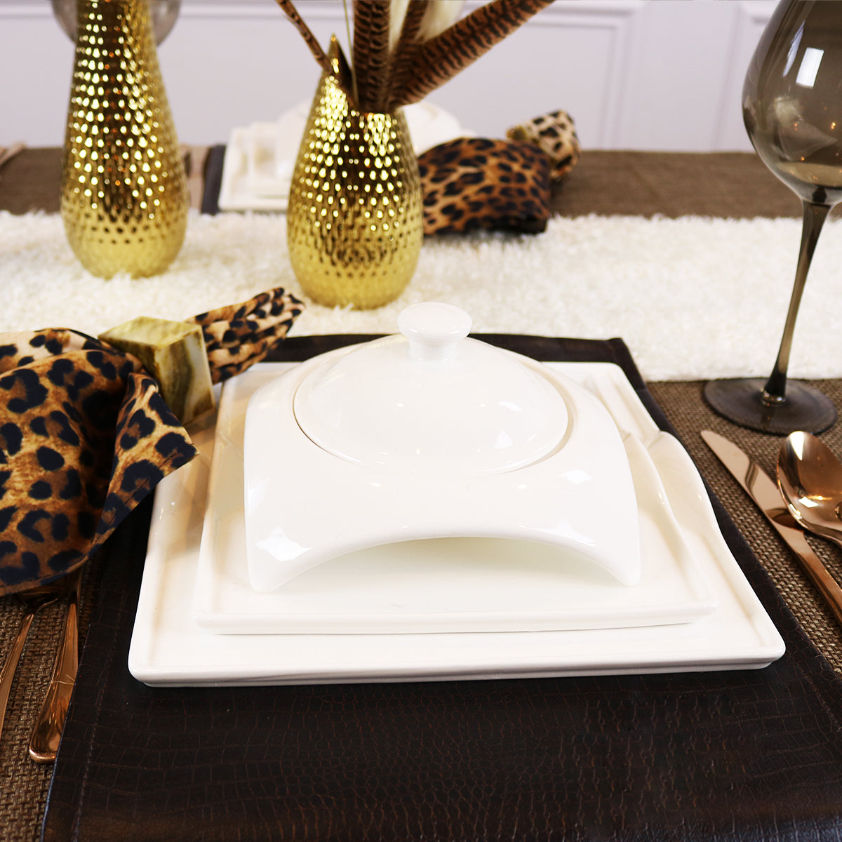 White Porcelain Dinnerware Set little white dish