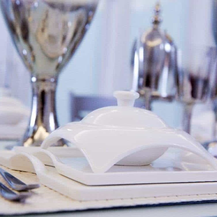 White Porcelain Dinnerware Set little white dish